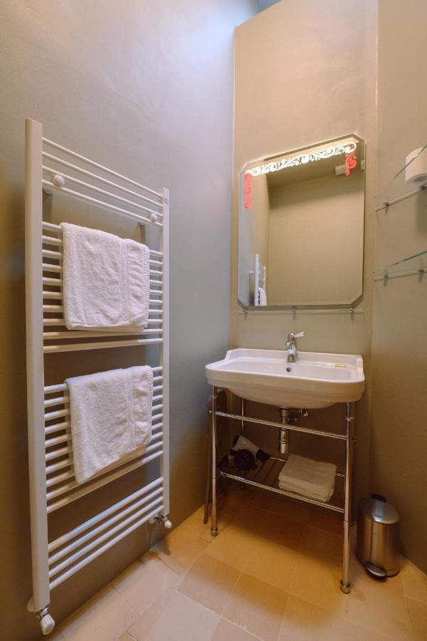 Palazzo Froussard B&B And Living Lucca Luaran gambar