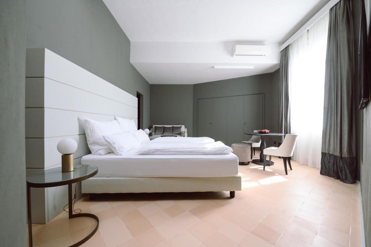 Palazzo Froussard B&B And Living Lucca Luaran gambar
