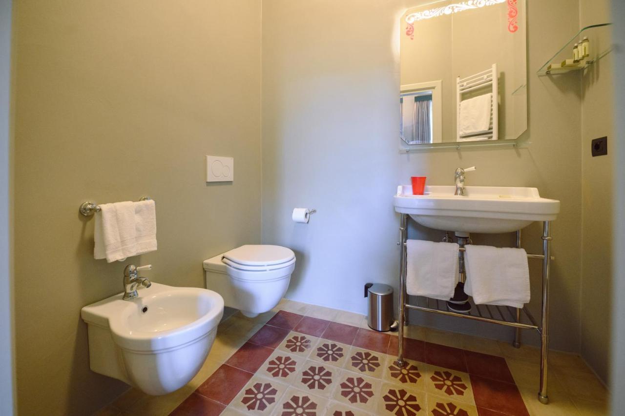 Palazzo Froussard B&B And Living Lucca Luaran gambar